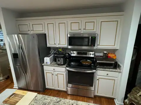 Cabinet refinishing project 29