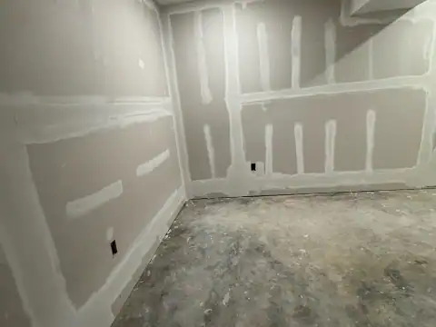 Drywall repair project 20
