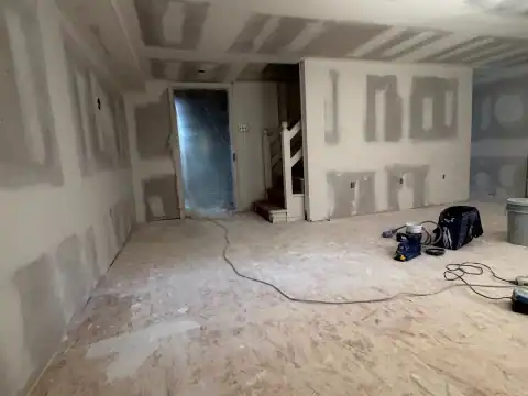 Drywall repair project 25
