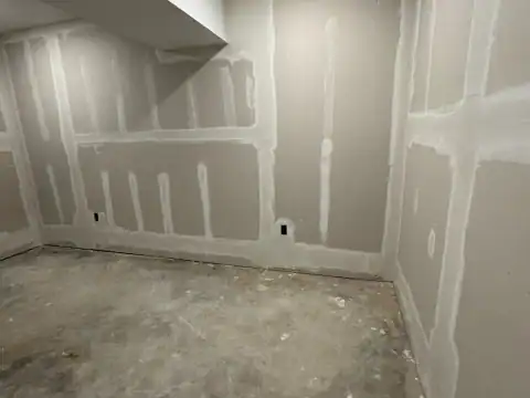 Drywall repair project 54