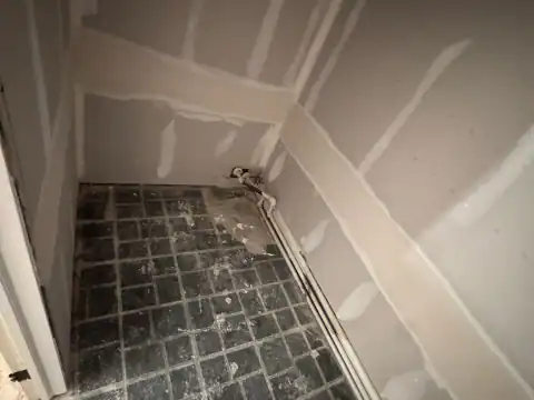 Drywall repair project 58