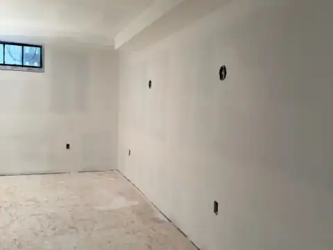 Drywall repair project 91