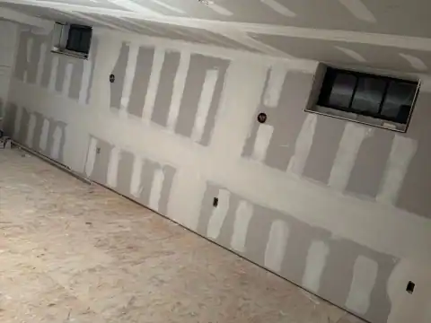Drywall repair project 95