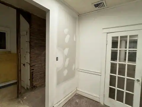 Drywall repair project 98